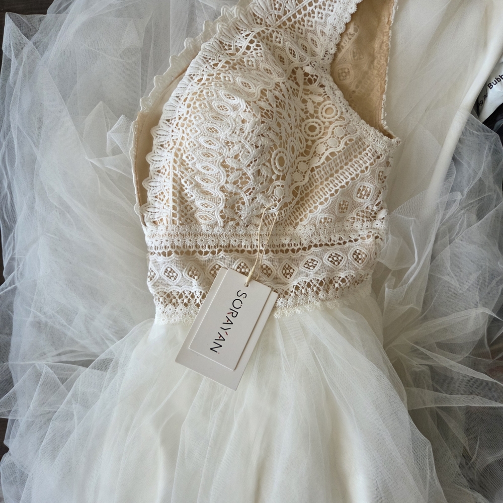 Large Beach Wedding Dress New